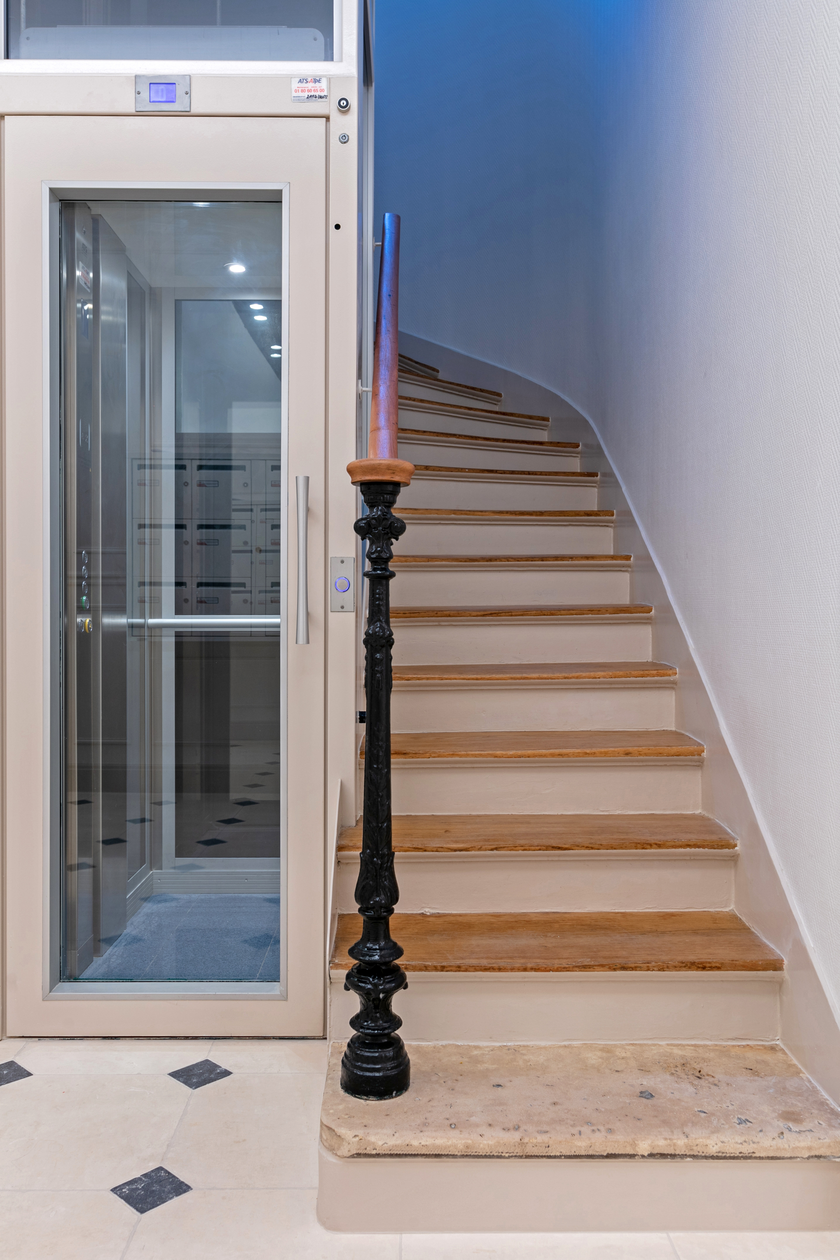 381A1732-HDR